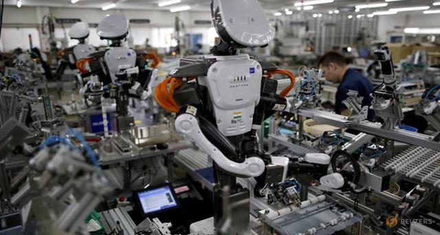 80% công nhân bị sa thải vì robot và cách mạng công nghiệp 4.0?